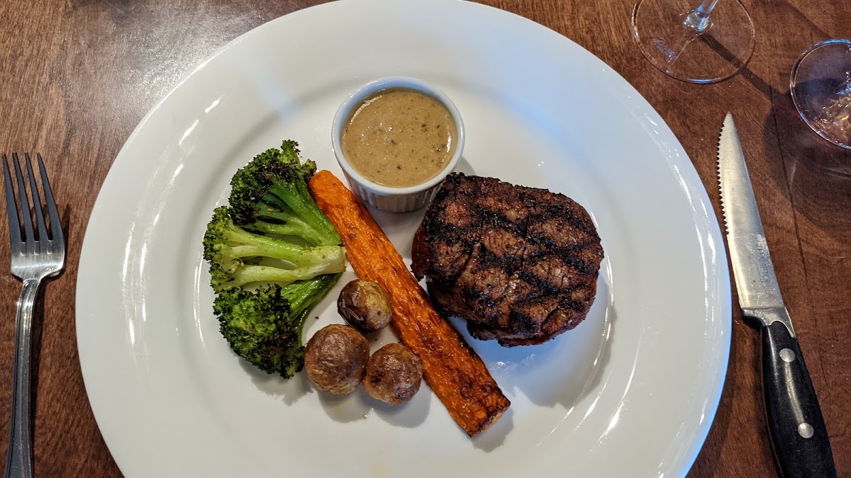 Elite Restaurant Photo 6