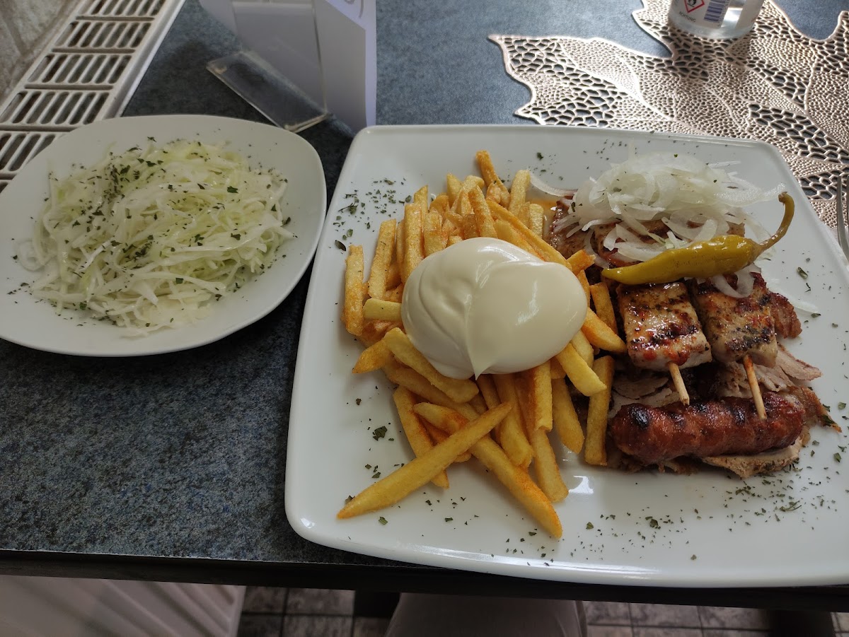 Akropolis Grill Photo 6