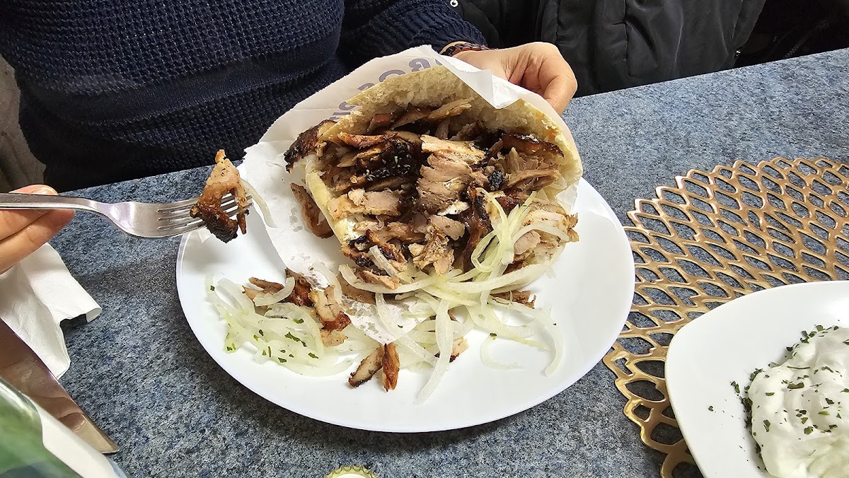 Akropolis Grill Photo 7