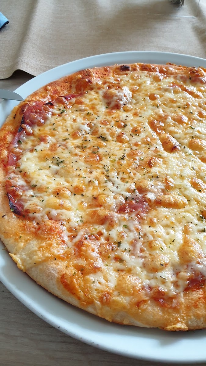 Pizzeria Capri Photo 9