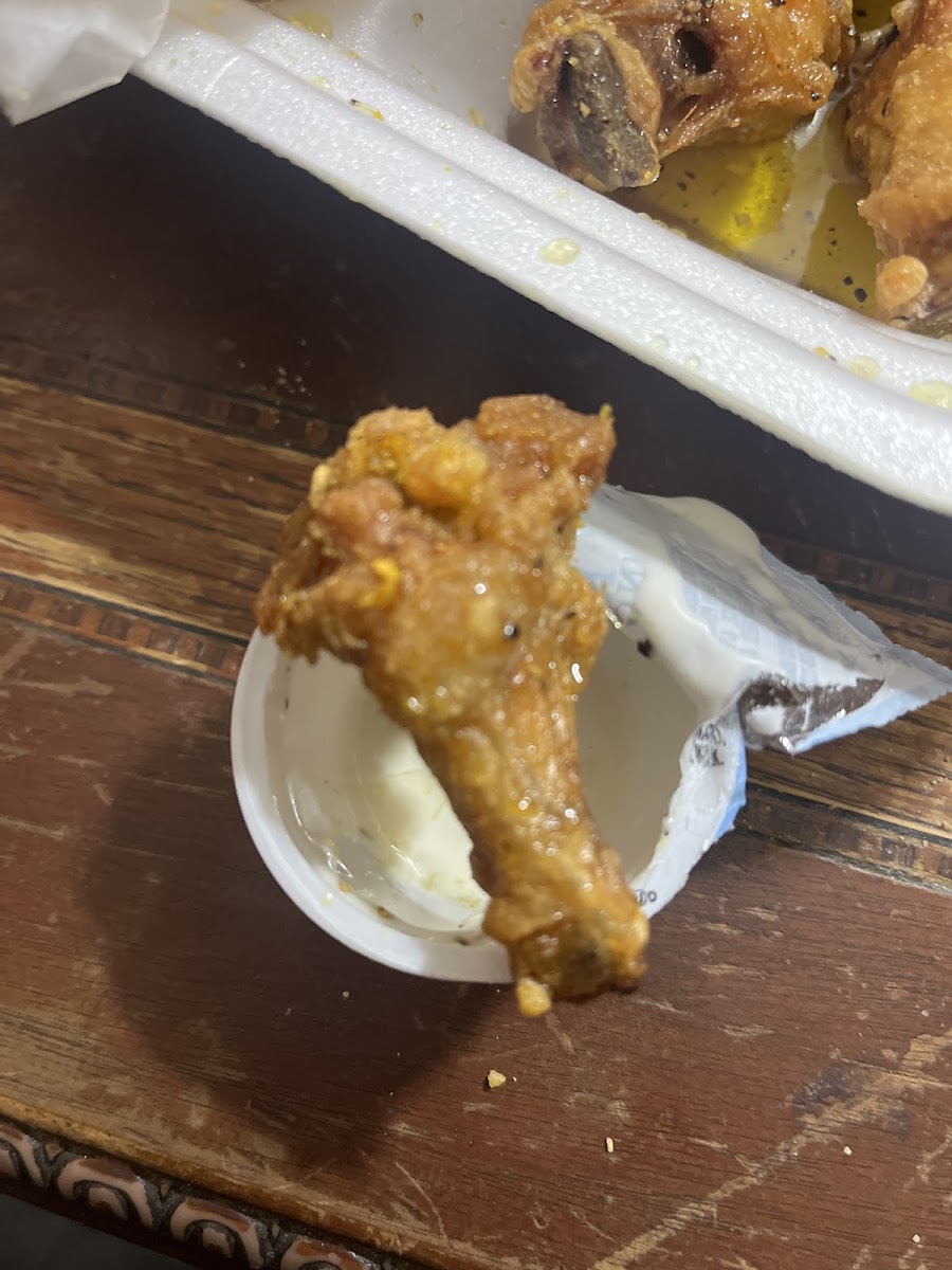 A Town Wings Photo 3