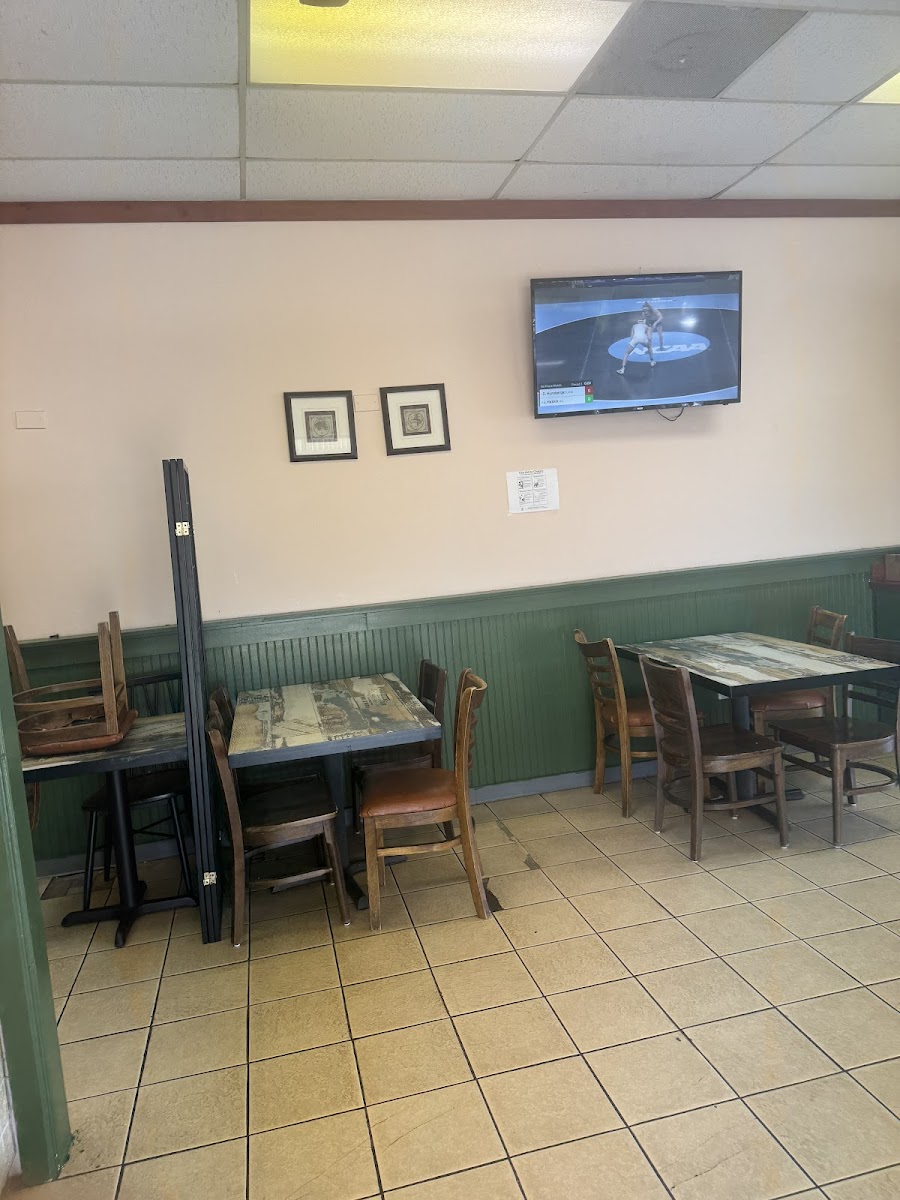 A Town Wings Photo 6