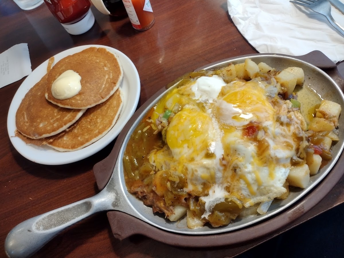Village Inn Photo 3