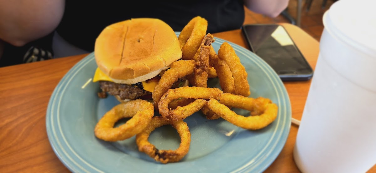 D’s Diner Photo 8