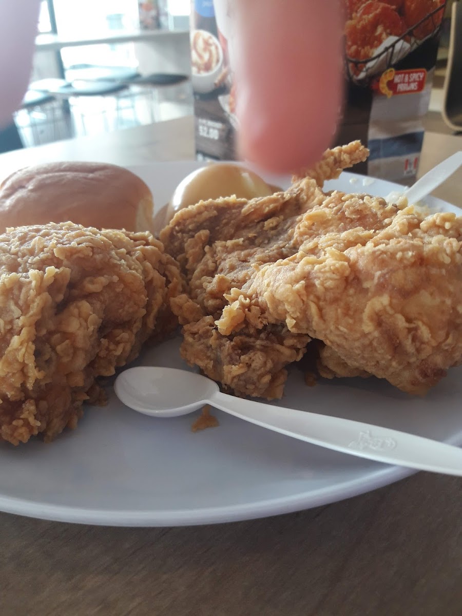 KFC Photo 10