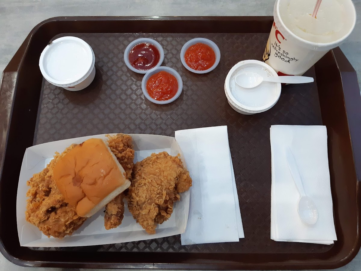 KFC Photo 5
