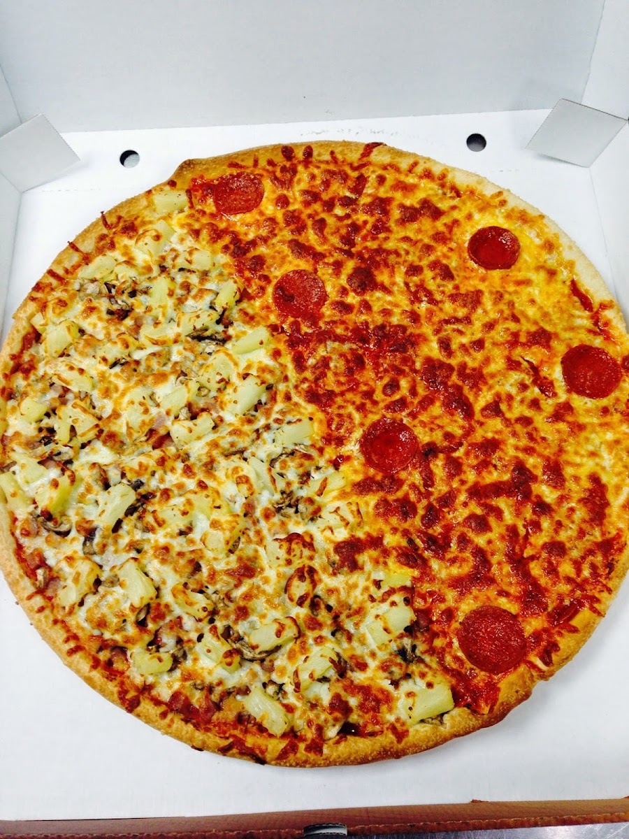Pizza Palace Photo 7