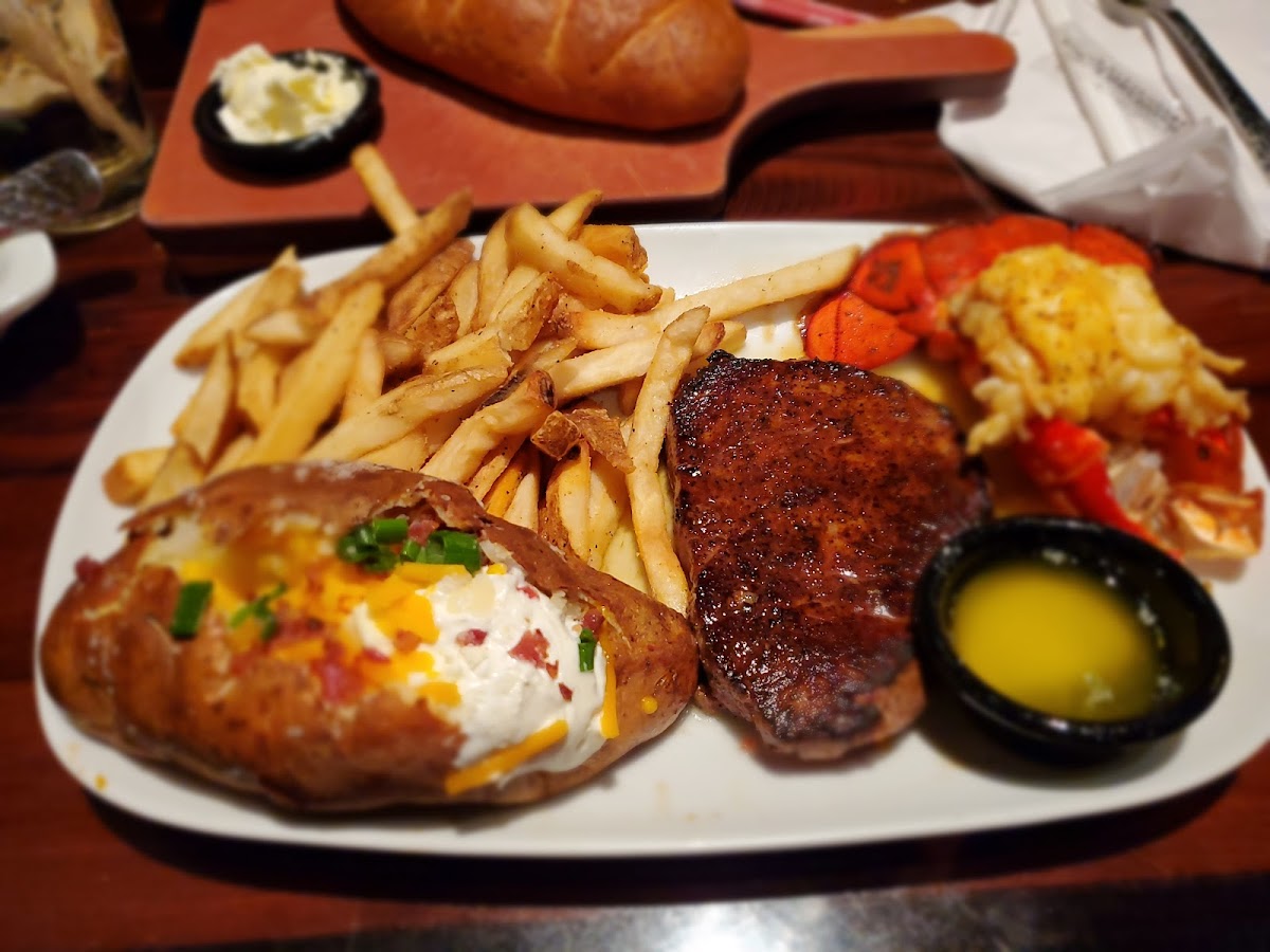 LongHorn Steakhouse Photo 9