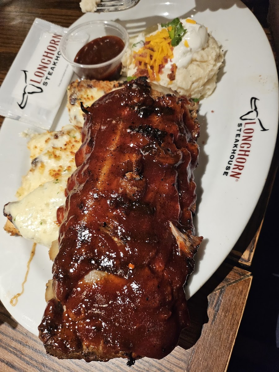 LongHorn Steakhouse Photo 4