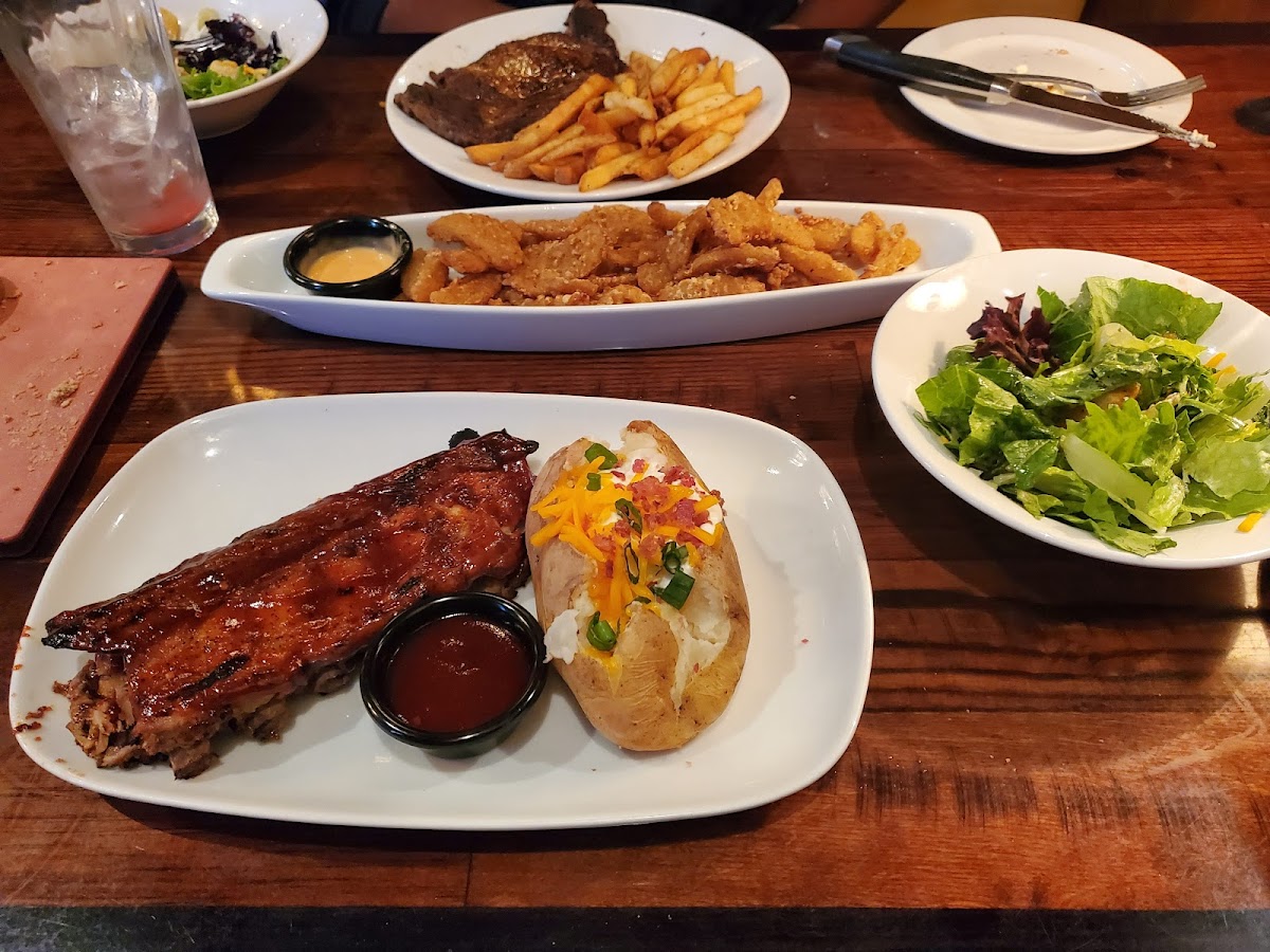 LongHorn Steakhouse Photo 9