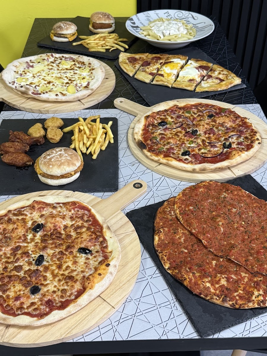 MAMA PIZZA Photo 5