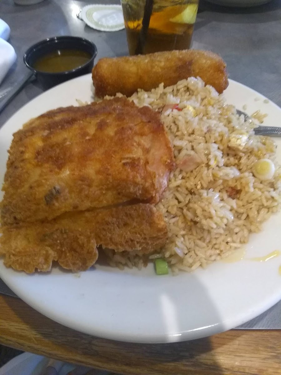 Golden Wok Photo 10