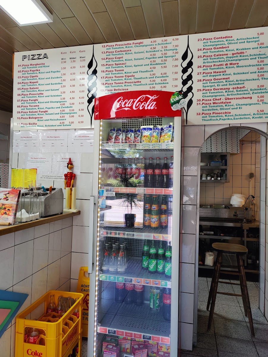 Pizzeria Pinocchio Photo 9