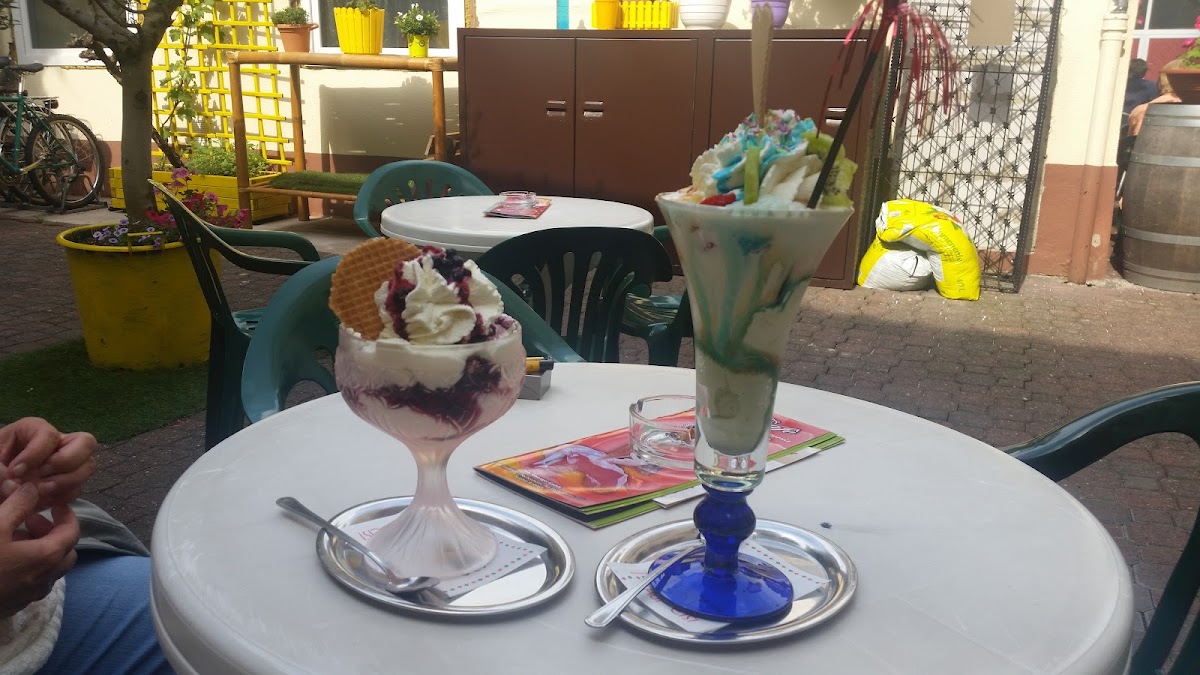 Eis Café Venezia Photo 9