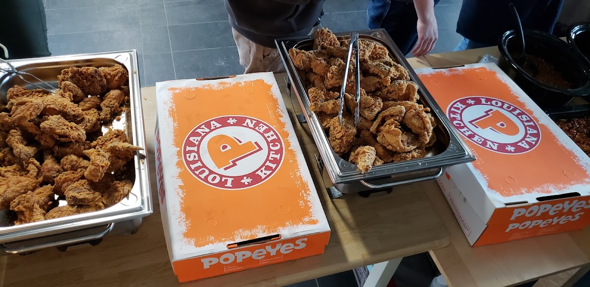 Popeye's Louisiana Kitchen Photo 8