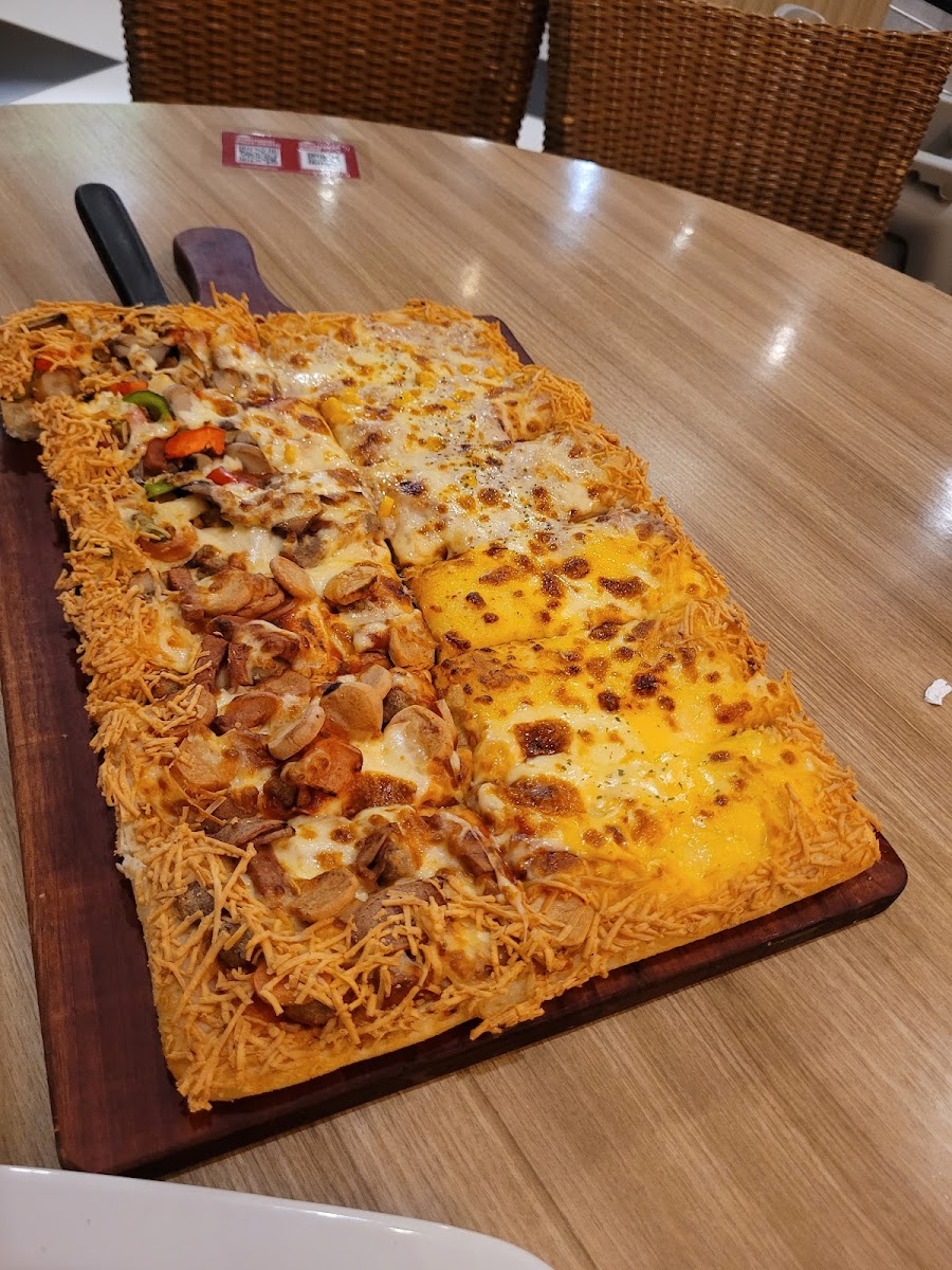 Pizza Hut Restoran Photo 9