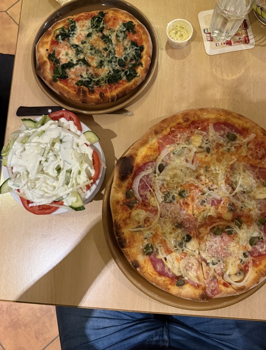 Pizzeria Sicilia Photo 4