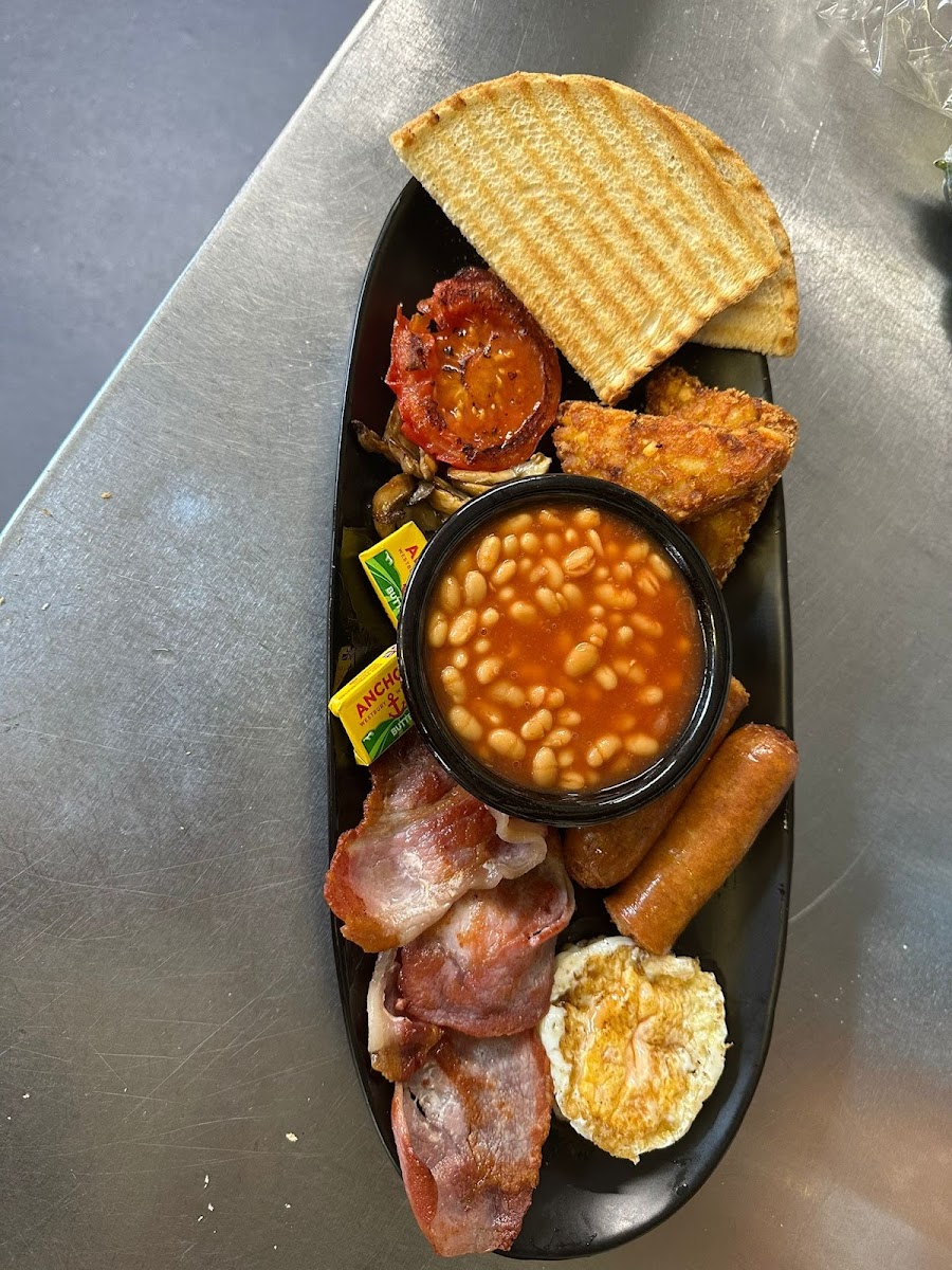 Riverside Cafe Photo 4