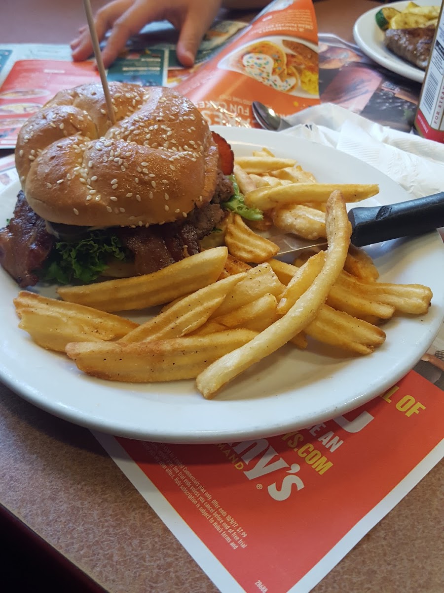 Denny's Photo 9