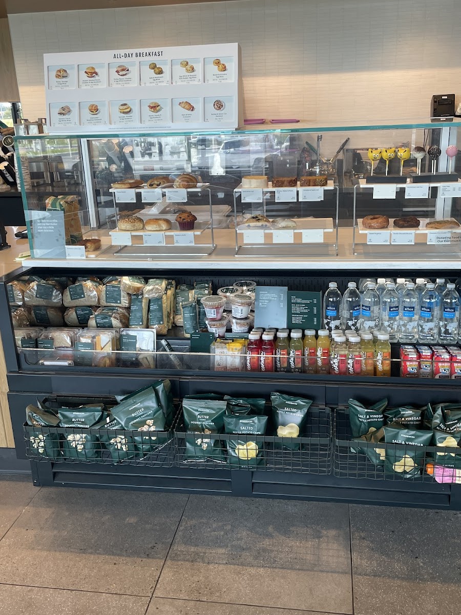 Starbucks Photo 4