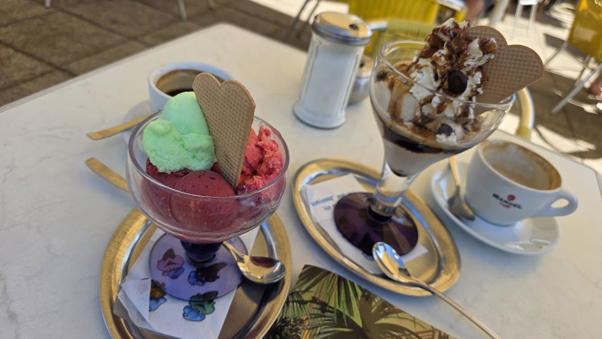 Eiscafé Dolce Vita Photo 3