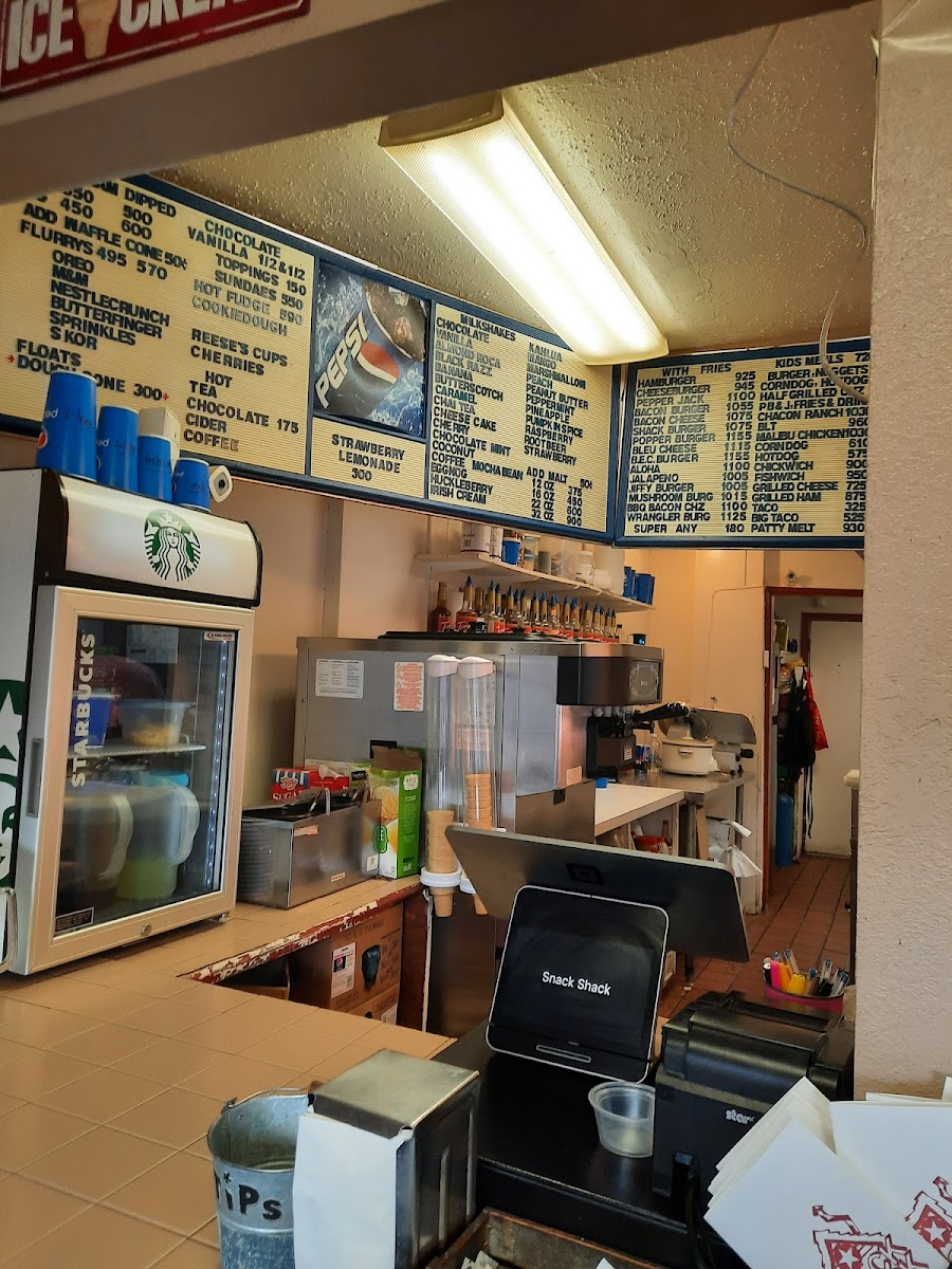 Snack Shack Photo 4