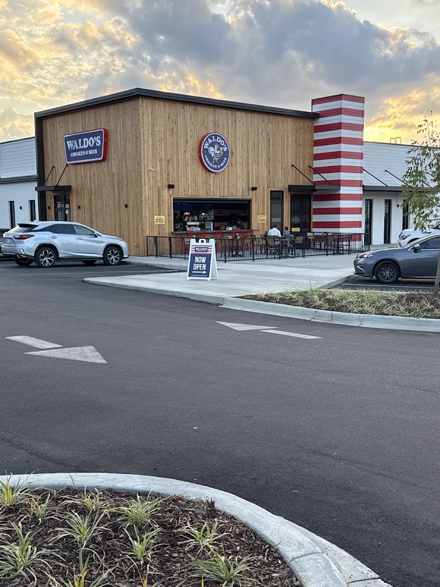 Waldo's Chicken & Beer