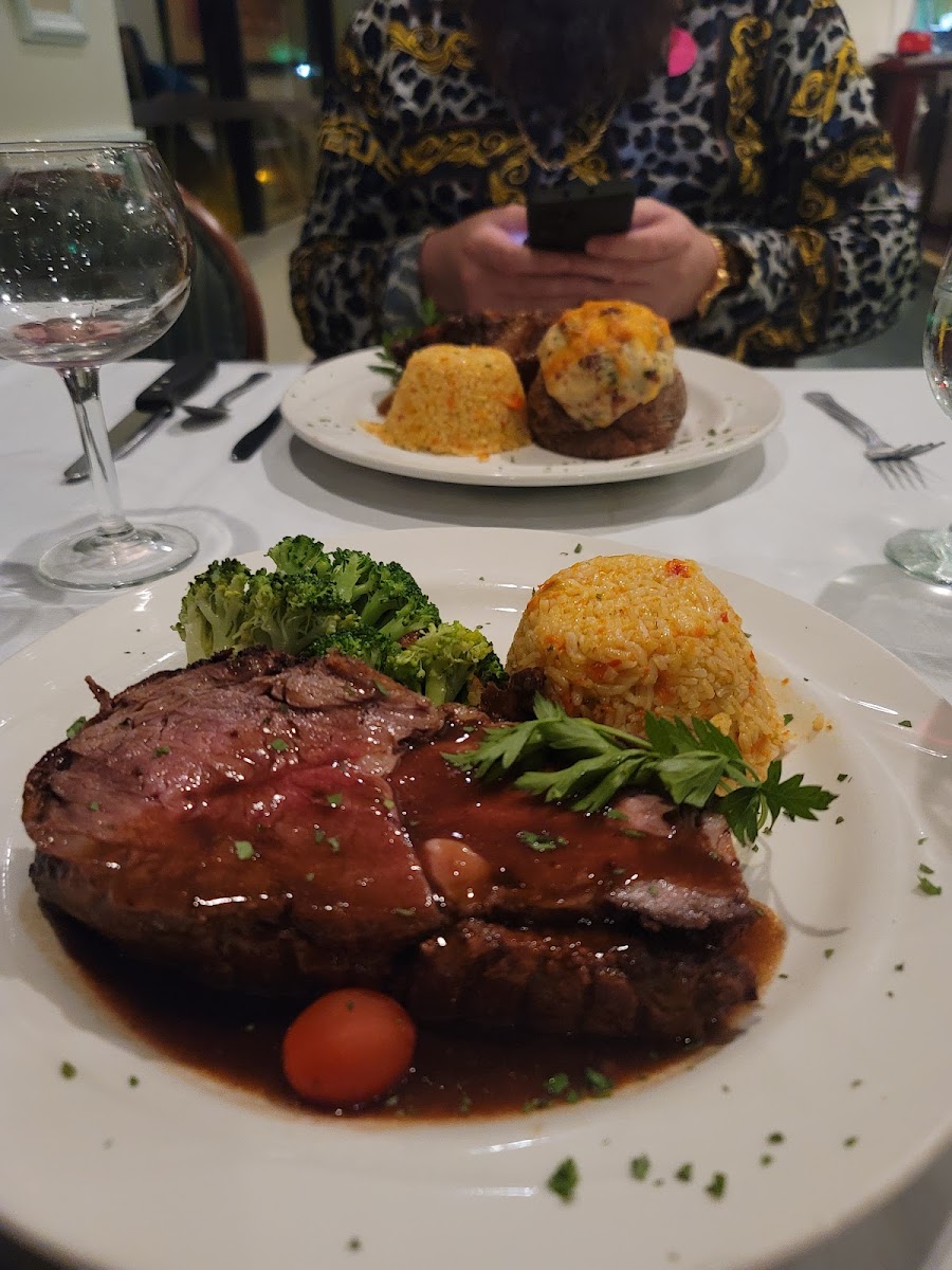 Lakeview Restaurant Photo 10