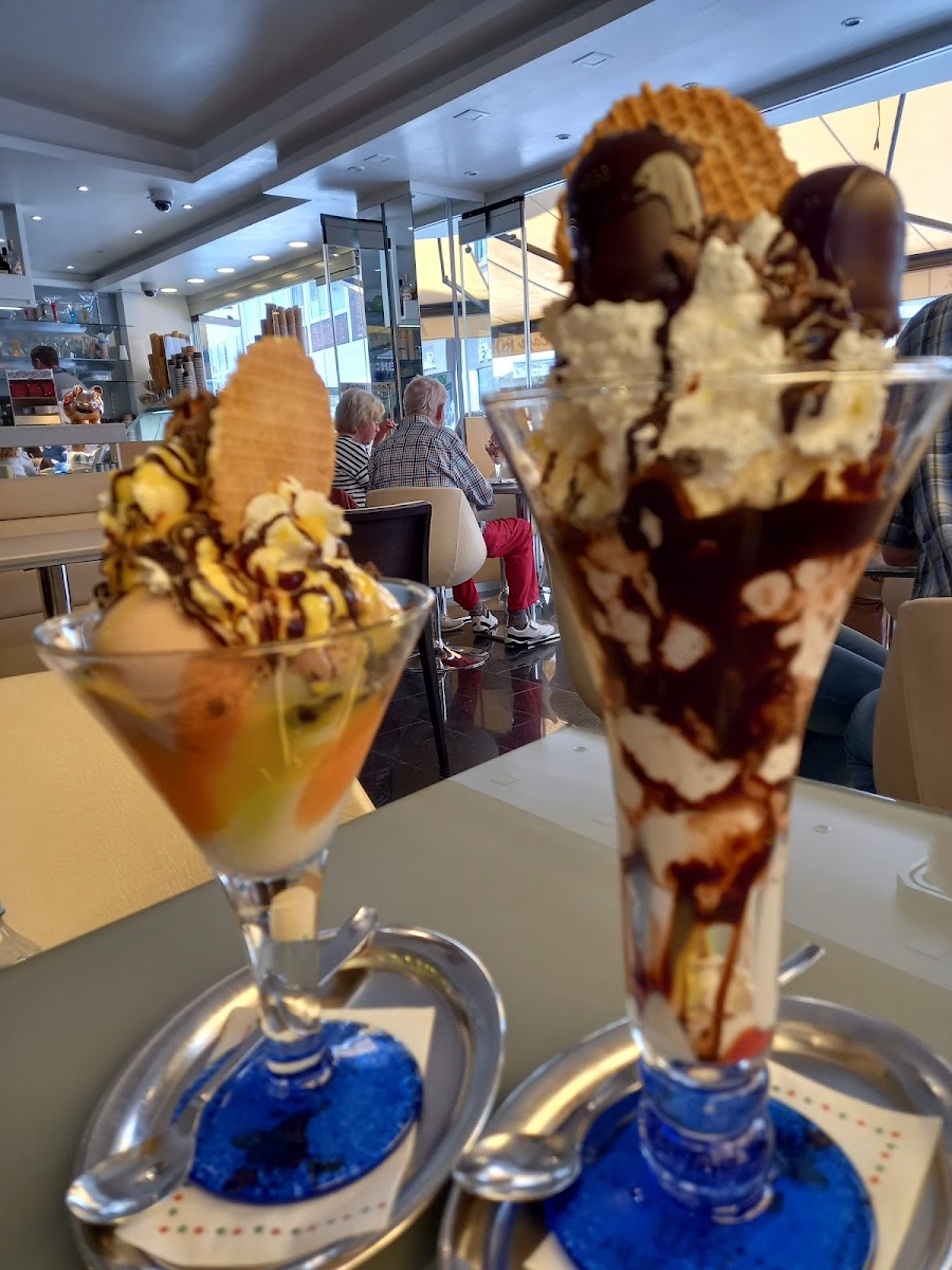 Eis Cafe Roma Photo 6