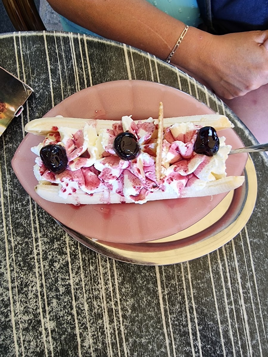 Eis Cafe Roma Photo 9
