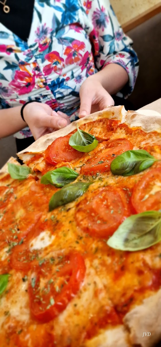 Pizzeria Roma Photo 6