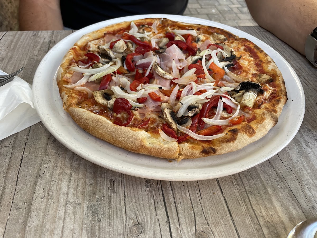 Pizzeria Roma Photo 9