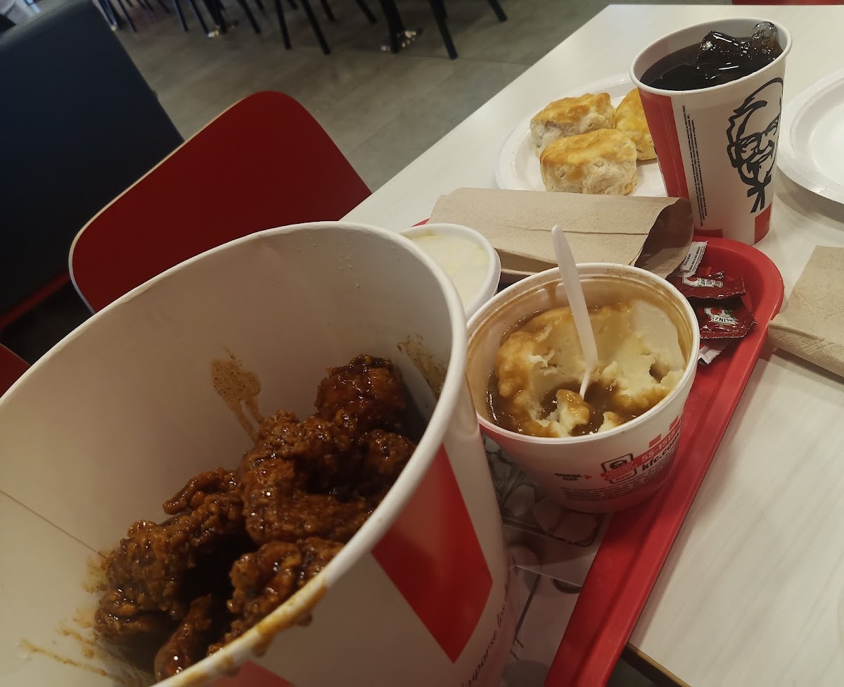 KFC Photo 5