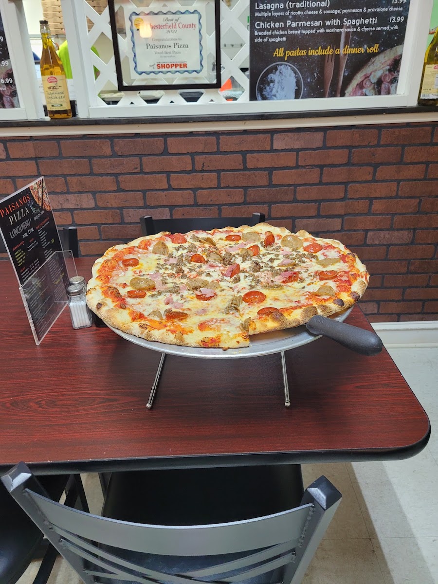 Paisanos Pizza Photo 5