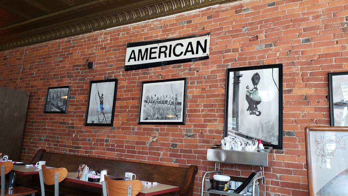 Corner Cafe Photo 3
