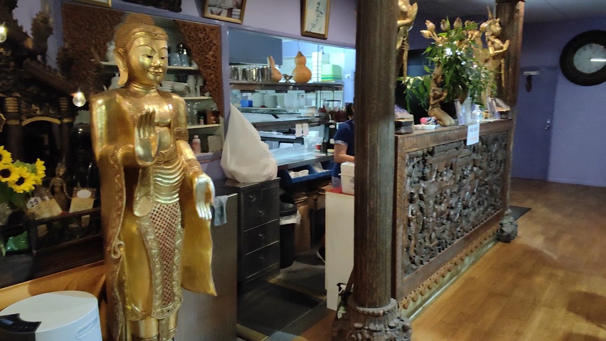 Lanna Thai Restaurant Photo 2