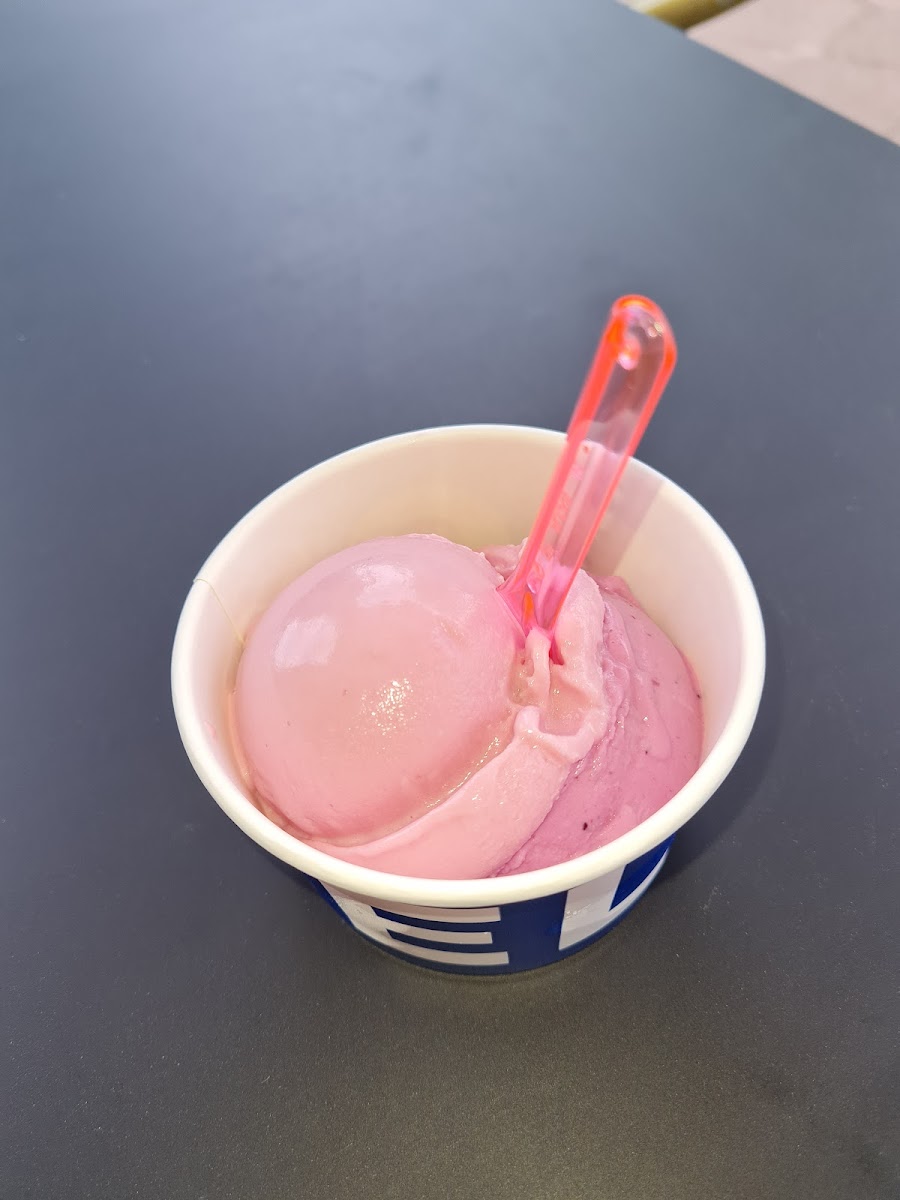 Eisdiele Photo 9