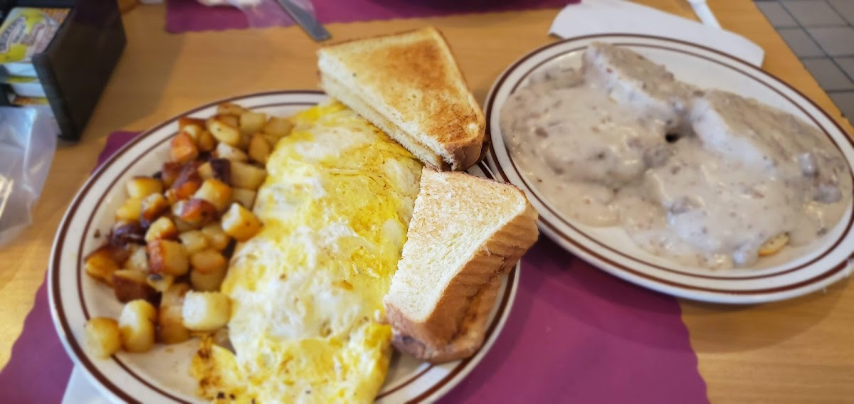 Duke's Diner Photo 6