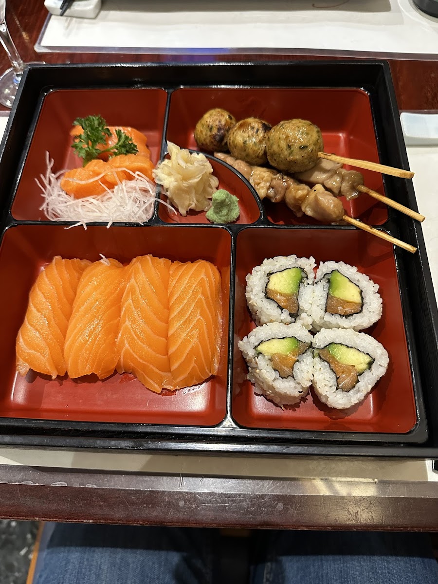 Sushi Gozen Photo 4