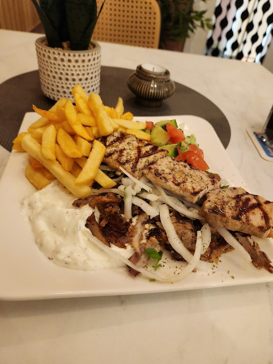 Mythos Grill