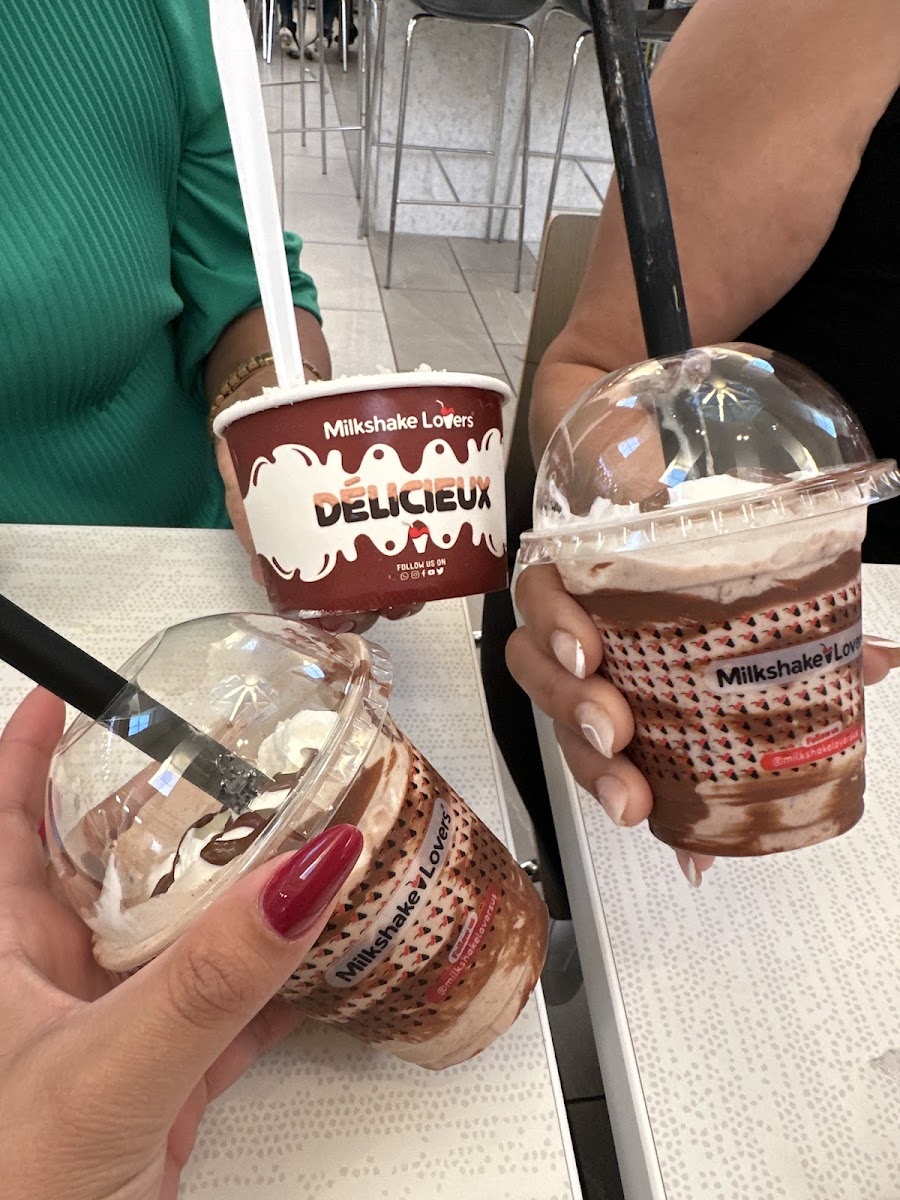 Milkshake Lovers Photo 7