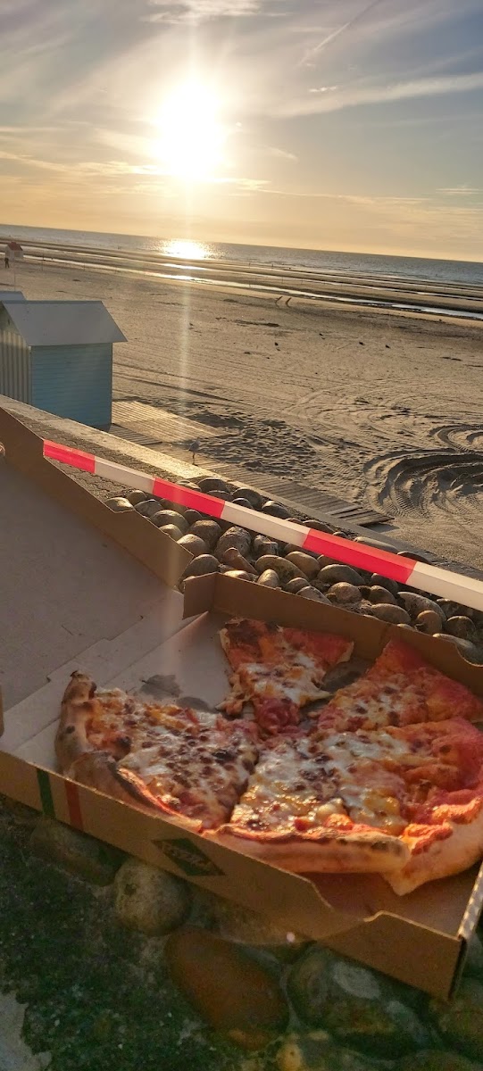 Pizza Presto Photo 3
