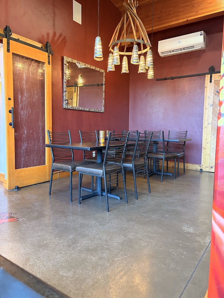 The Dragonfly Restaurant Photo 7