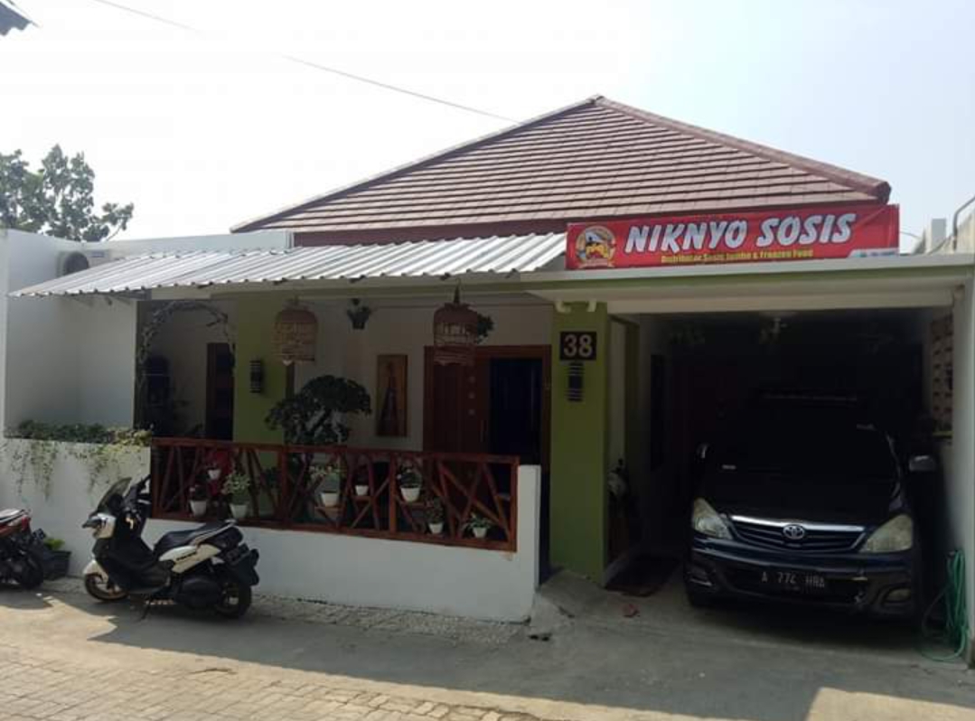 Niknyo Sosis
