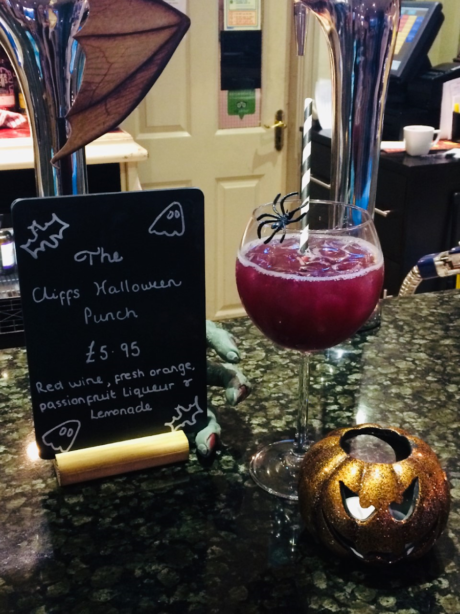 The Cliffs Restaurant Photo 9