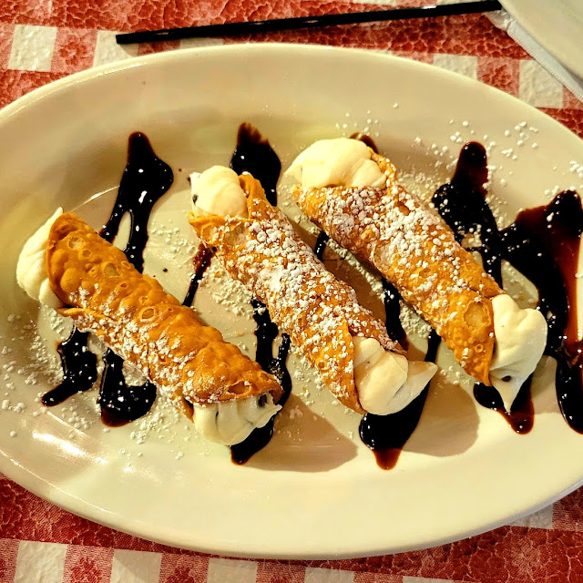 Chocolate Chip Cannoli