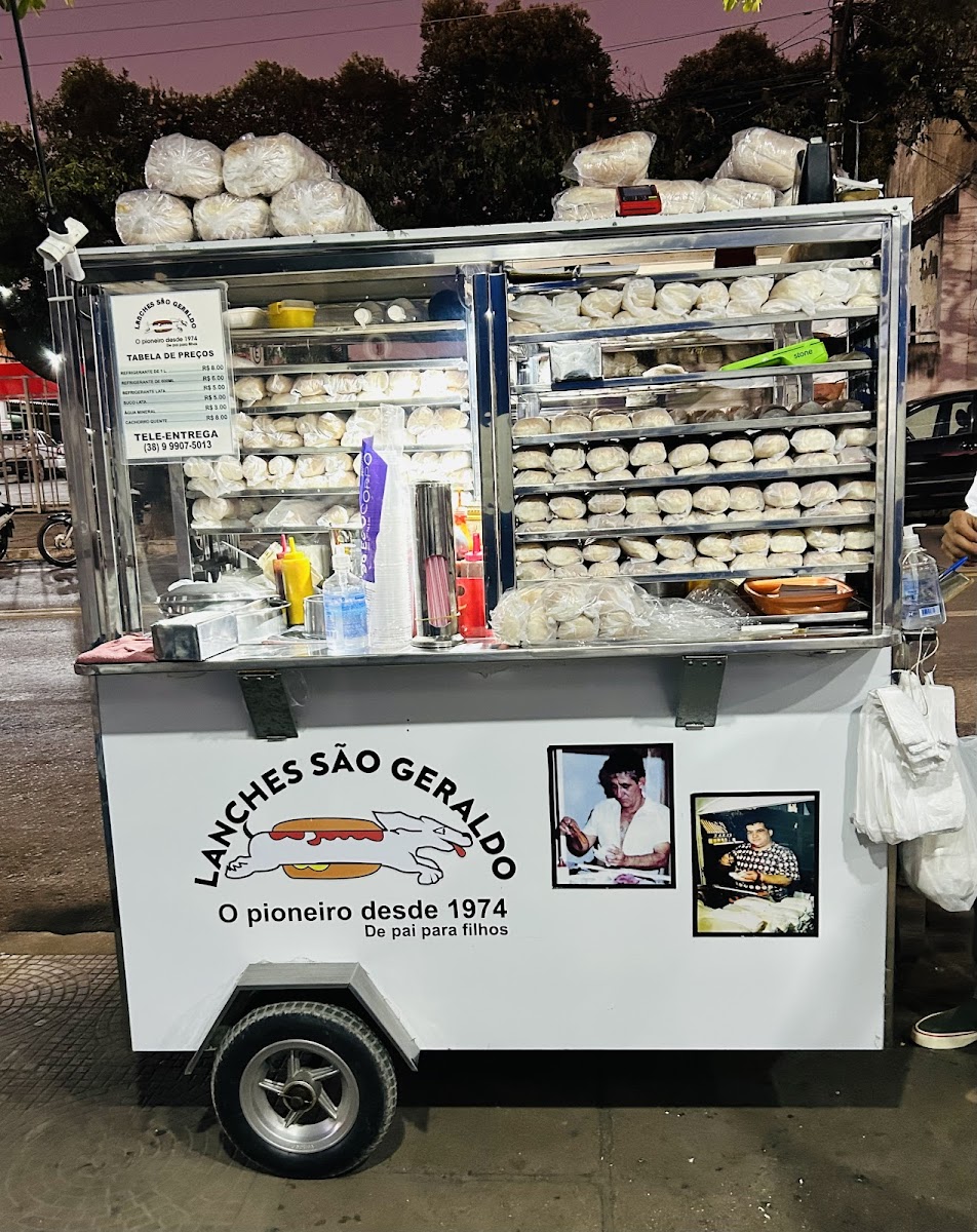 Lanches São Geraldo - Cachorro Quente do Claudinho