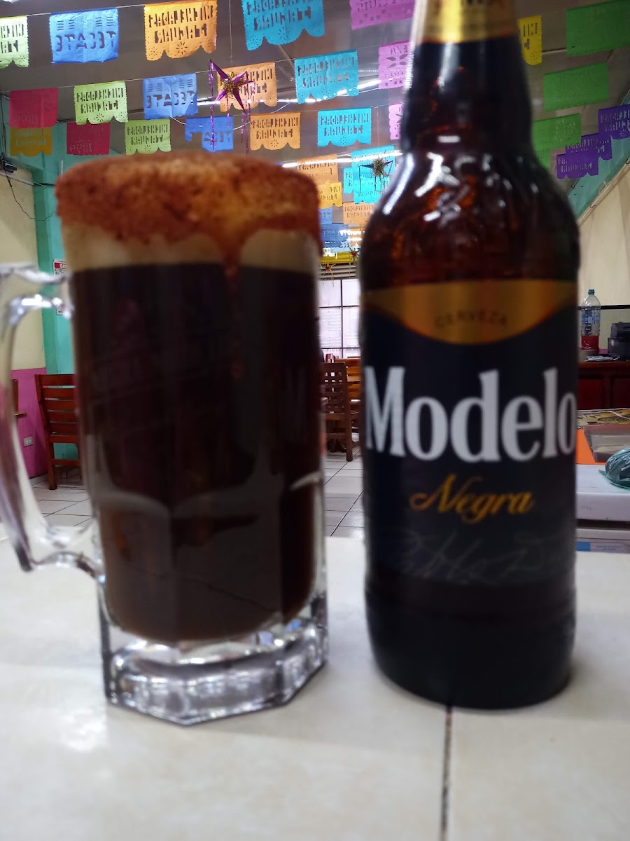 Cerveceria y antojitos el Jaguar Photo 5