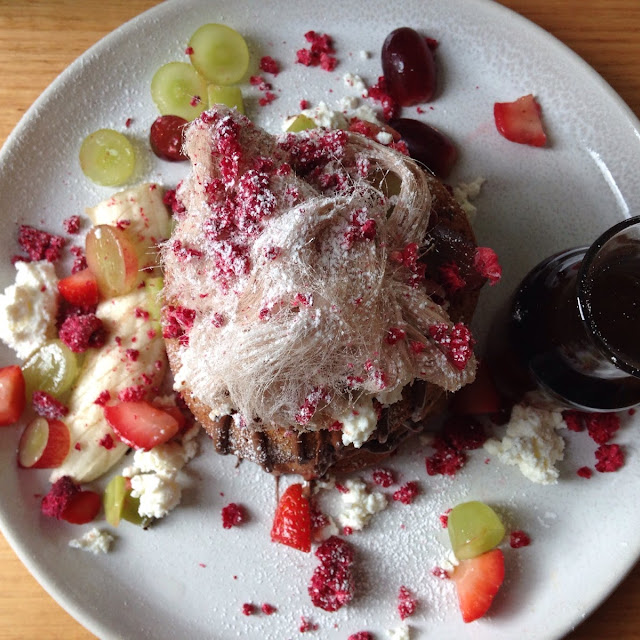 Chocolate Ricotta Hot Cakes