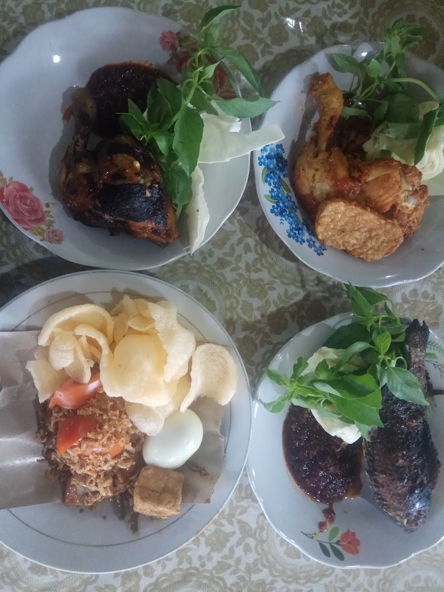 Pondok ayam bakar & bakso solo 'Mas Tarjo' Photo 10